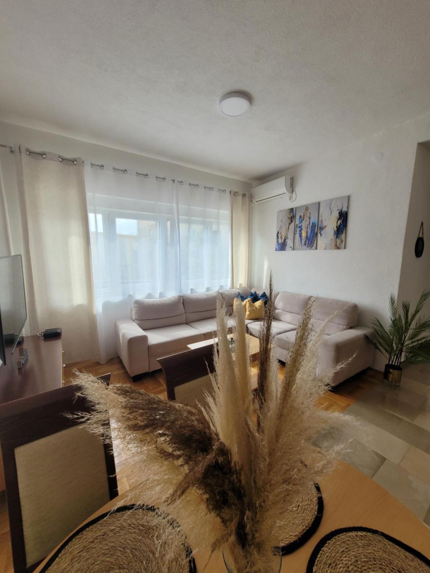 Apartman Natasa Требинє Екстер'єр фото